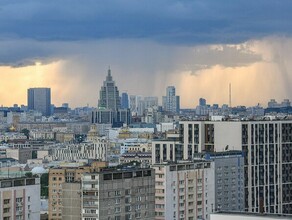 Самое холодное 9 Мая за 25 лет Мэр Москвы изза майских холодов постановил вернуть отопление в дома
