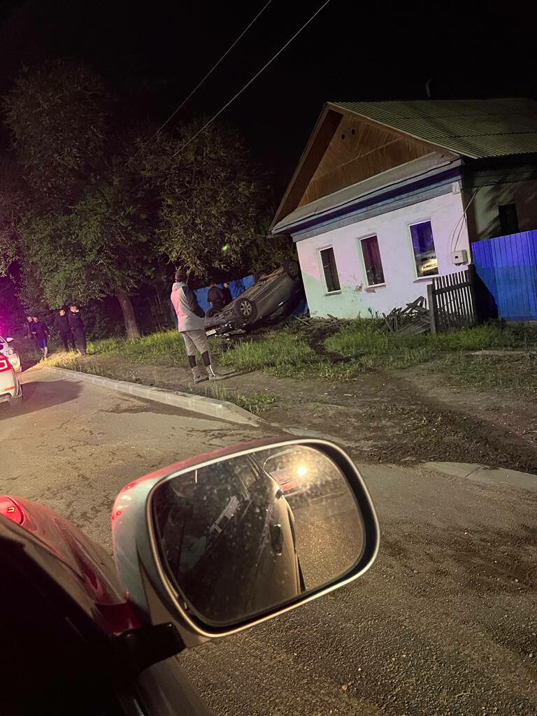 В Свободном молодая пьяная женщина устроила эпичное ДТП | 02.06.2023 |  Благовещенск - БезФормата