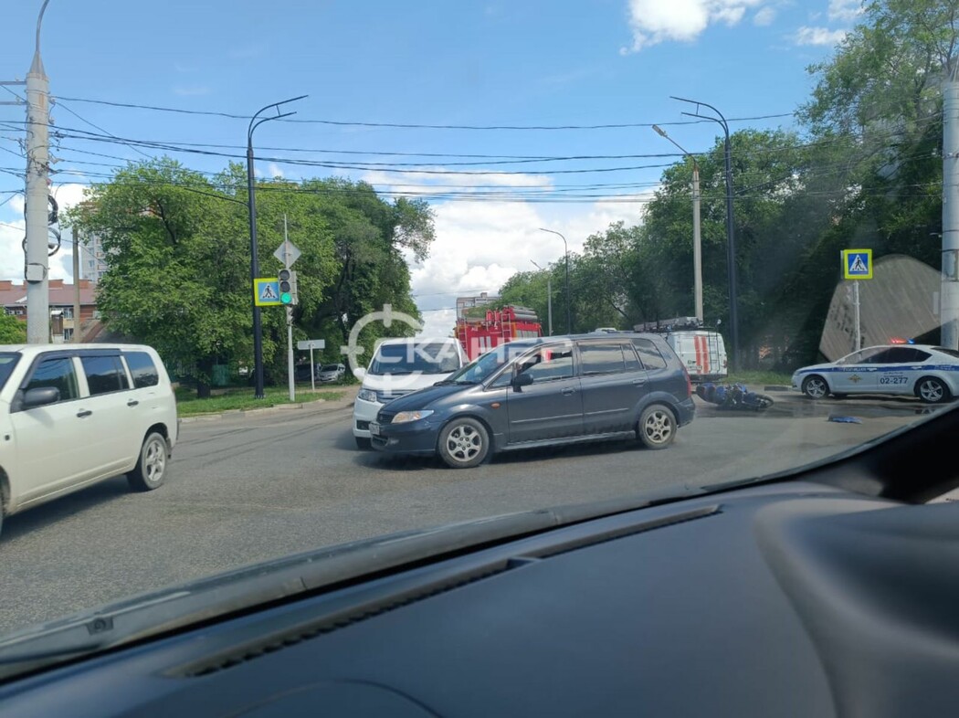 В Благовещенске произошла двойная авария с мотоциклистом (фото, видео) |  23.06.2024 | Благовещенск - БезФормата