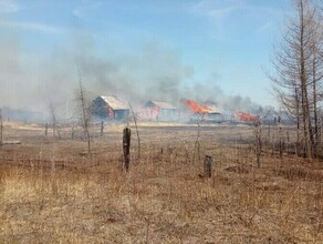 По факту пожара уничтожившего 6 домов в селе Шимановского района возбуждено уголовное дело