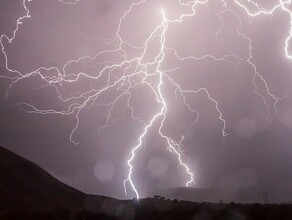 В Приамурье прогремели первые весенние грозы Как долго задержится непогода