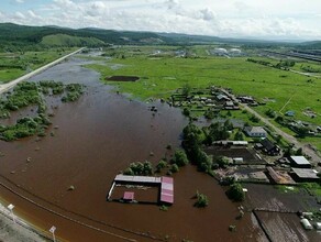 В Сковородинском районе вода зашла в сёла повредила дороги мосты и водопропускные трубы Введен режим ЧС