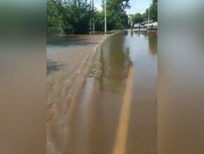 Вода идет бесконечным потоком Бибиково Игнатьево и Марково продолжают уходить под воду фото видео