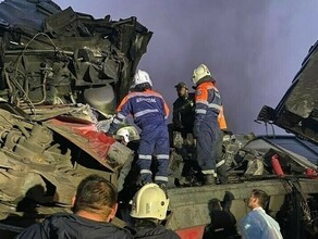 Стало известно сколько человек находилось в столкнувшихся в Приамурье поездах 