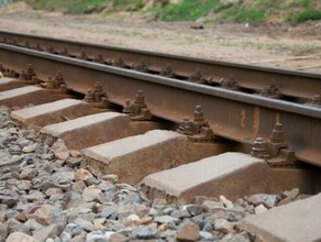 В Амурской области на железную дорогу сошел оползень Задерживается пассажирский поезд