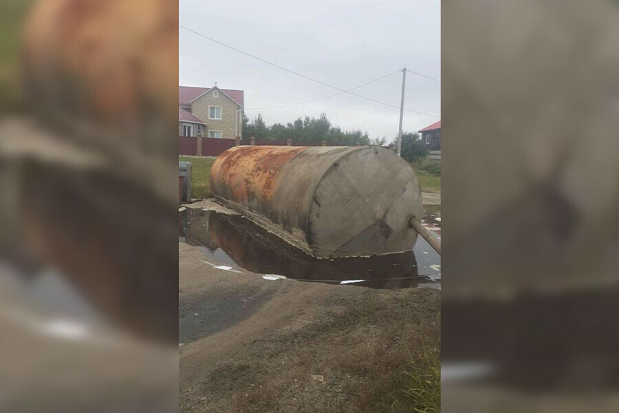 Раздался громкий хлопок в Ивановке жителей напугал звук выпрыгнувшего изпод земли септика видео