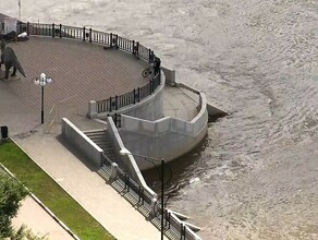 В Благовещенске продолжают расти уровни воды в реках Амур и Зея