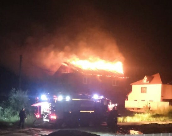 В Благовещенске во время грозы молния попала в дом