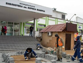 Мэр Благовещенска Олег Имамеев потребовал привести городские вывески в порядок