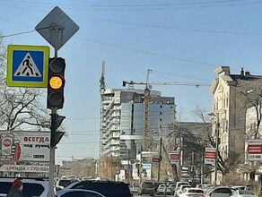 На строящемся здании ТЦ в центре города возник пожар К месту выезжали огнеборцы 