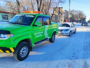 Благовещенский Дорожный патруль отбуксировал заглохшую машину в мастерскую