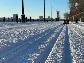 Жителей Благовещенска просят не топтать лыжную трассу на набережной видео