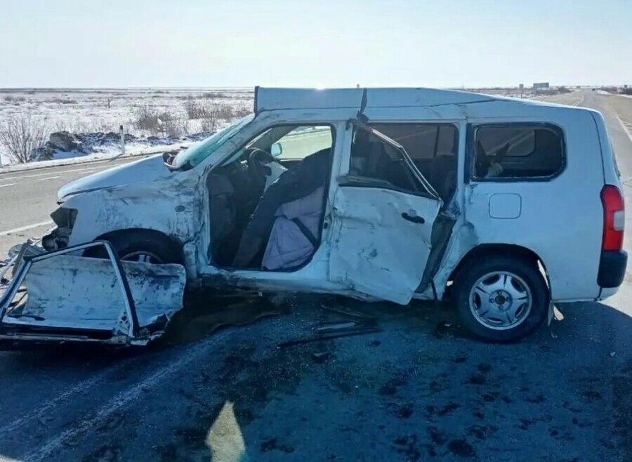 В Амурской области фура убила пассажира иномарки