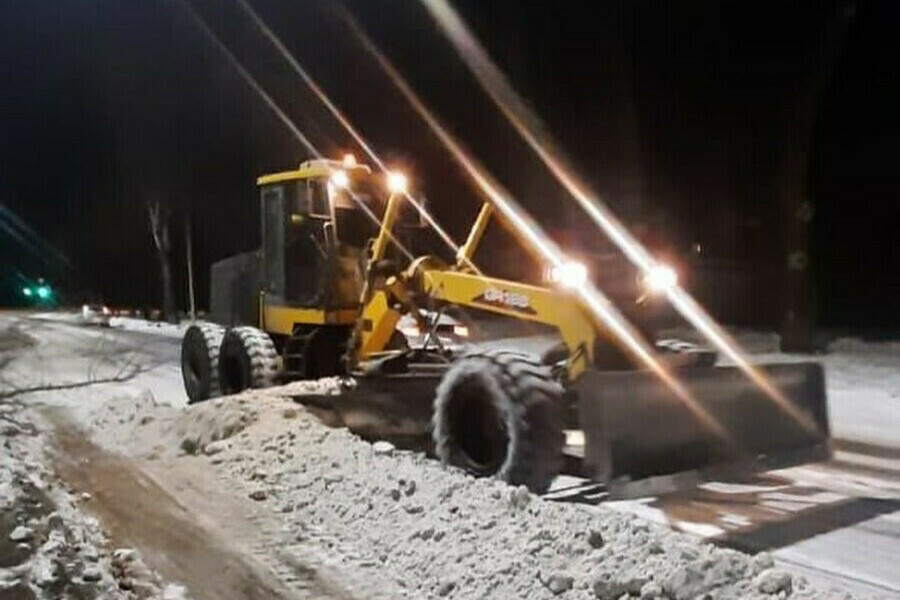 В Благовещенске за снег и наледь на дорогах наказан гендиректор ГСТК  