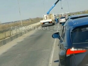 В Благовещенске последствия массовой аварии ликвидировали эвакуатором видео