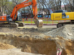 На улице Ленина в Благовещенске меняют ветхую теплотрассу