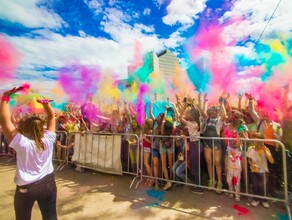 В честь Дня молодежи в Благовещенске  устроят пенную вечеринку и фестиваль красок холи