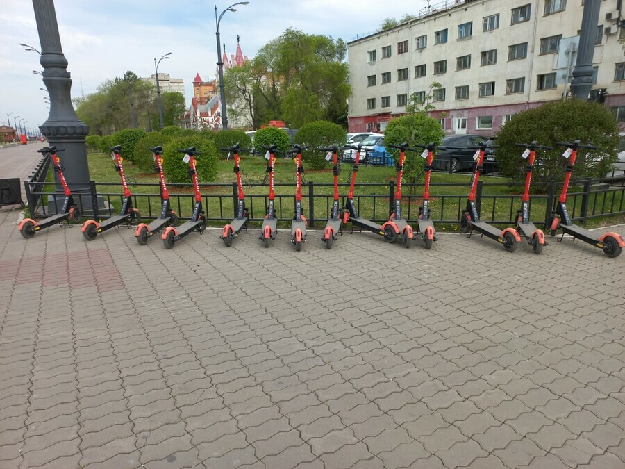 Жесткие ограничения в том числе по возрасту предлагают ввести для электросамокатов