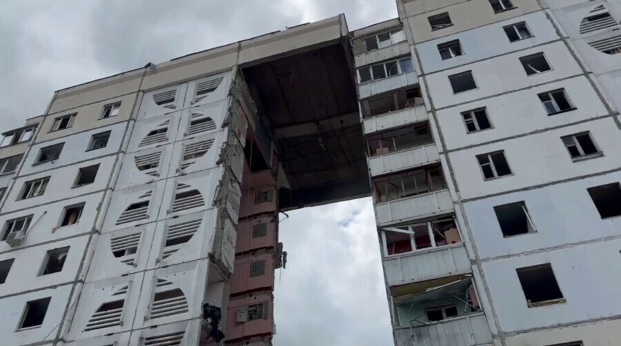 В Белгороде обрушился подъезд в многоэтажном доме