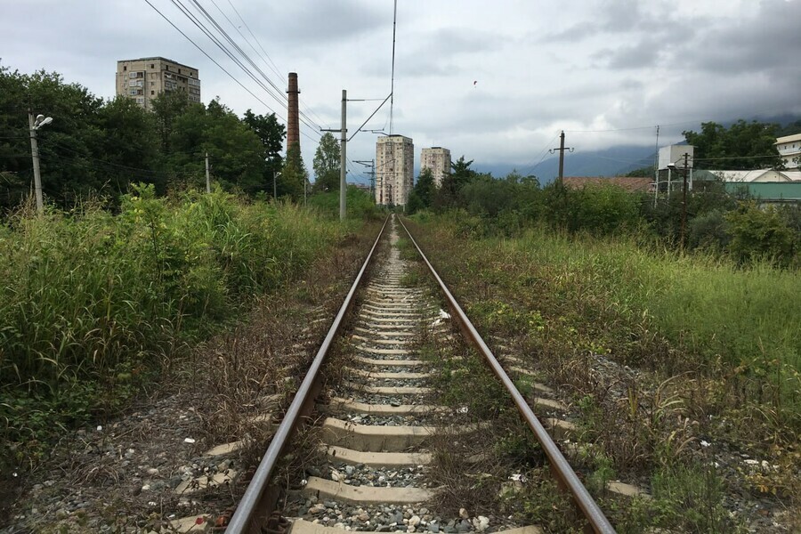 В Приморье на железной дороге мальчику оторвало ногу