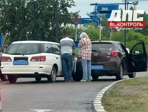 В Благовещенске на Калининском кольце затруднено движение