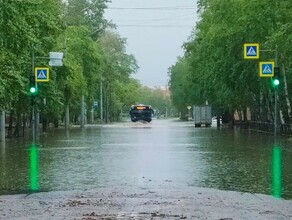 Приплыли улицы Благовещенска снова утонули после прошедшего дождя видео