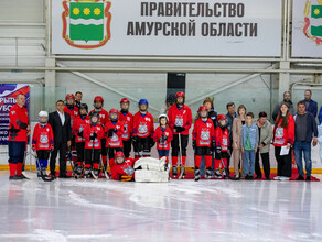 В память о погибшем на СВО Романе Малышко в Благовещенске провели хоккейный турнир