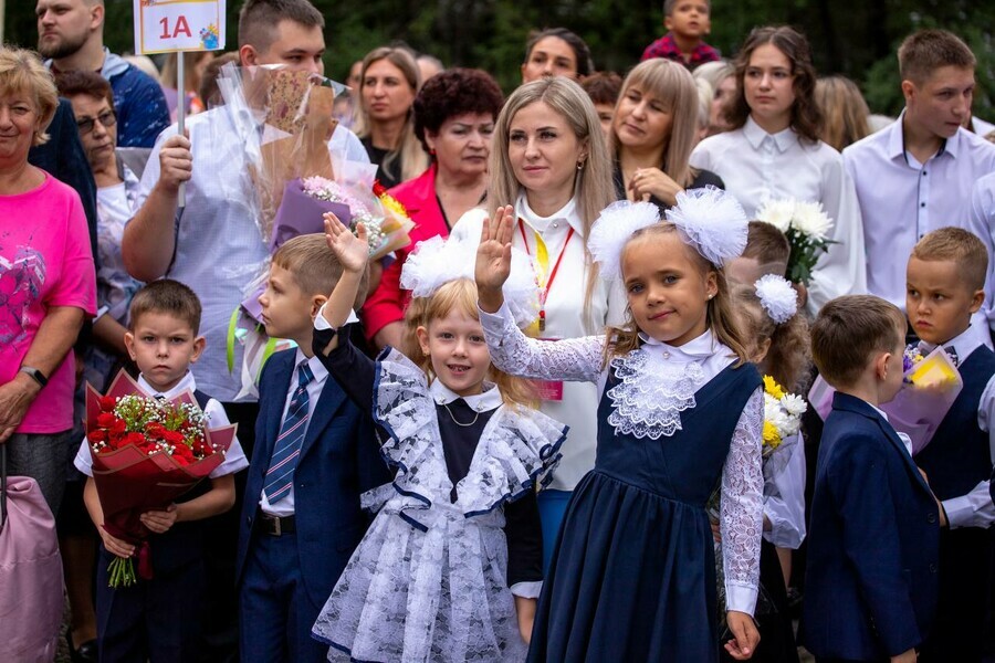 В Благовещенске скоро начнется запись в первые классы детей которые хотят в школу в другом районе