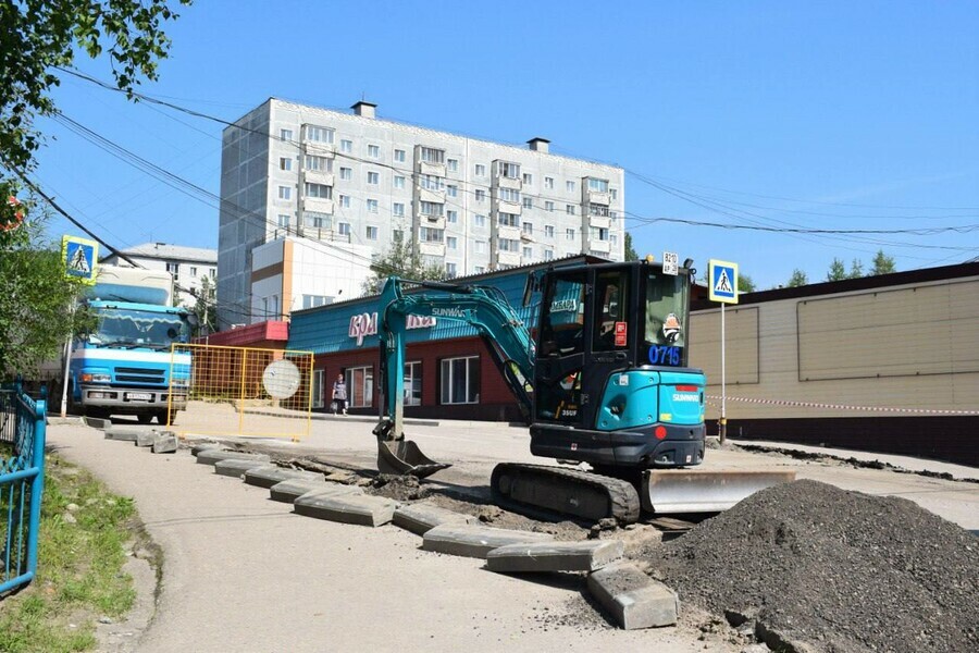 В Тынде начался ремонт многострадальной дороги перекрыт крупный проезд