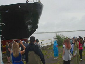 В Благовещенске спустили на воду малое гидрографическое судно Василий Бубнов