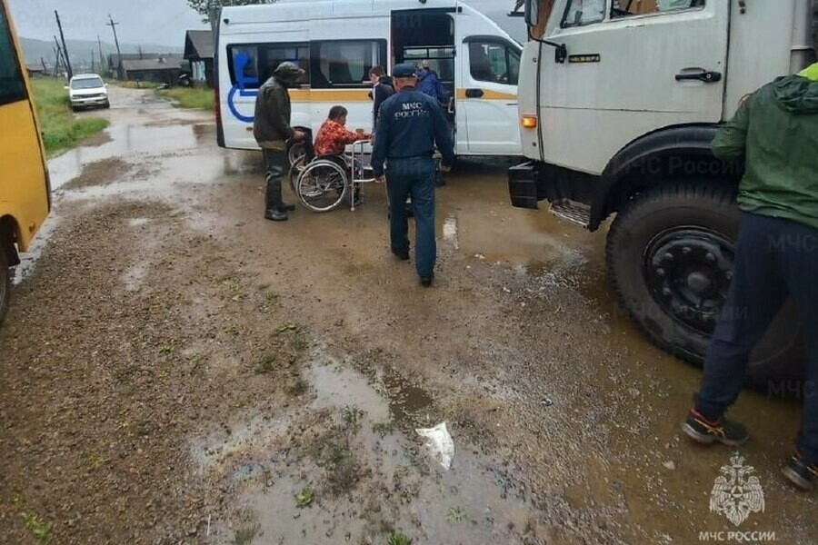 Паводок бушует в Забайкалье эвакуировано более 200 человек 