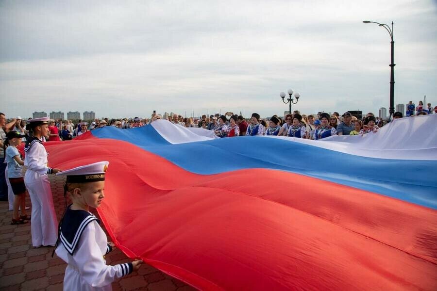 День флага готов отпраздновать Благовещенск Где как и когда 