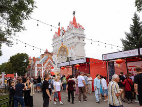 В Благовещенске торжественно открылась целая гастрономическая улица фото