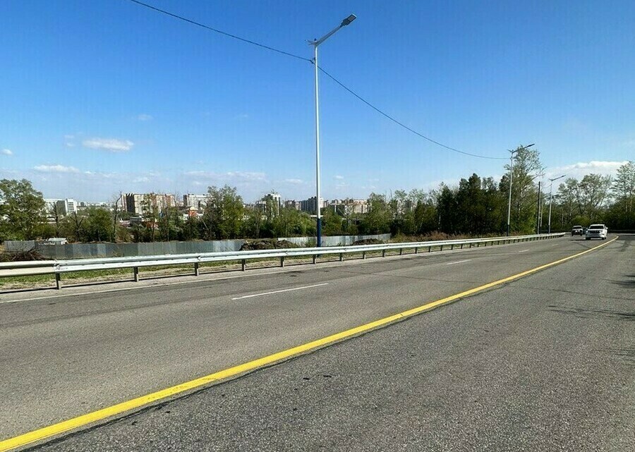  На аэропортовской трассе под Благовещенском пьяный водитель улетел в кювет