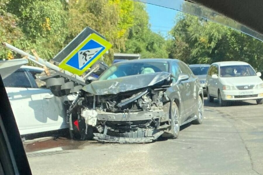 В ГИБДД рассказали подробности жесткой аварии в Благовещенске фото видео 