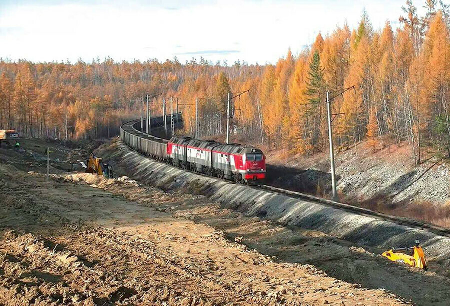 В Амурской области пришлось остановить движение поездов изза поломки локомотива 