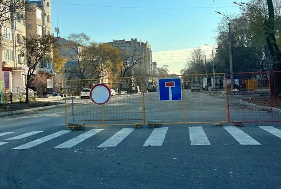 Благовещенским водителям придется объезжать улицу Лазо  