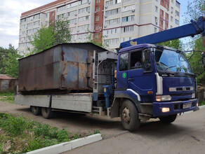 В Благовещенске продолжают вывозить незаконные гаражи