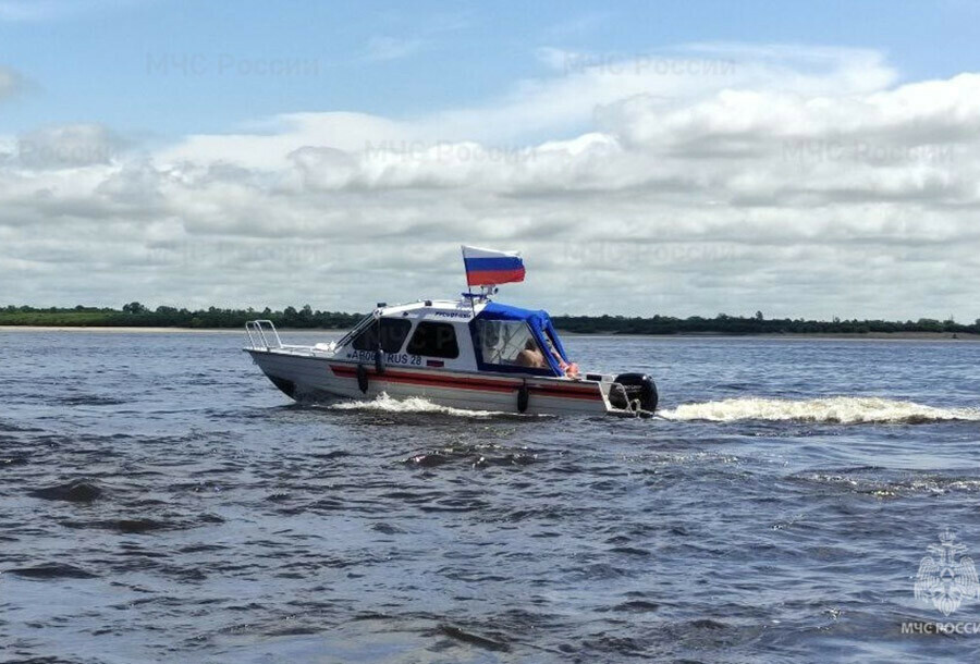 В Приамурье на Бурее и НижнеБурейском водохранилище навигация продлится еще две недели