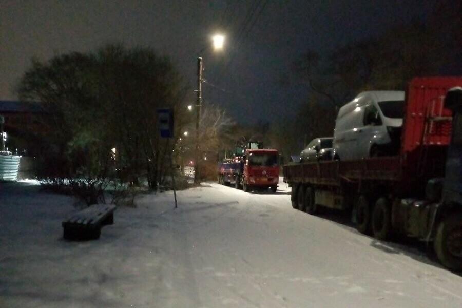 В одном из районов Благовещенска снова заметили стоянку фур с которыми боролись власти