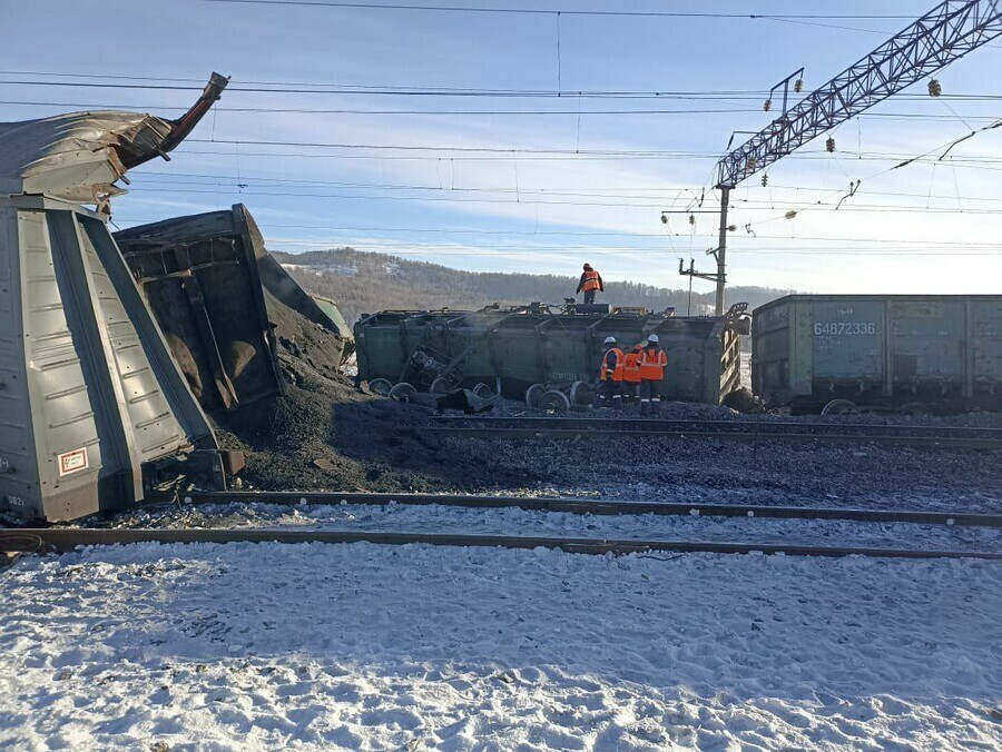 В Забайкалье с рельсов сошли поезда проезд перекрыт В Амурской области задержка пассажирских поездов