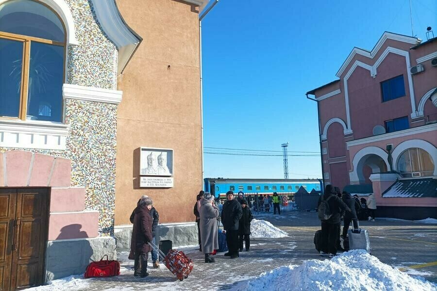 Изза новых правил на жд вокзале Благовещенска амурчане еле успели на свой поезд