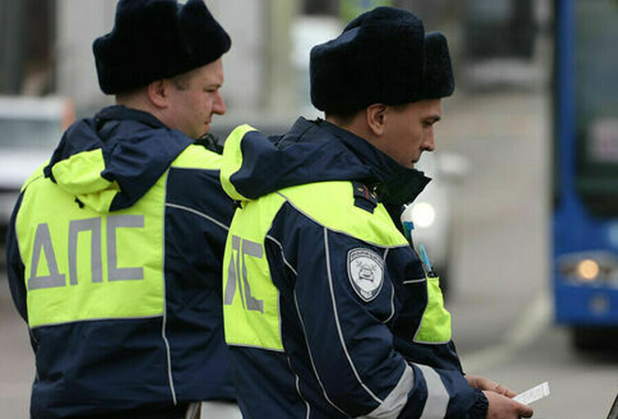 Можно ехать там где нельзя внесены поправки в пункт ПДД об использовании спецсигналов