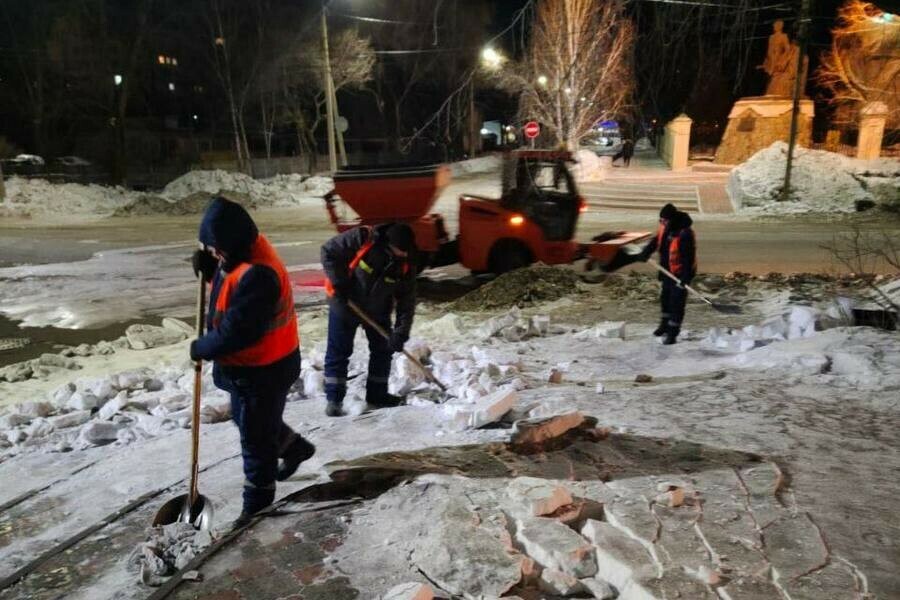 Где в Благовещенске убрали снег и где работы запланированы