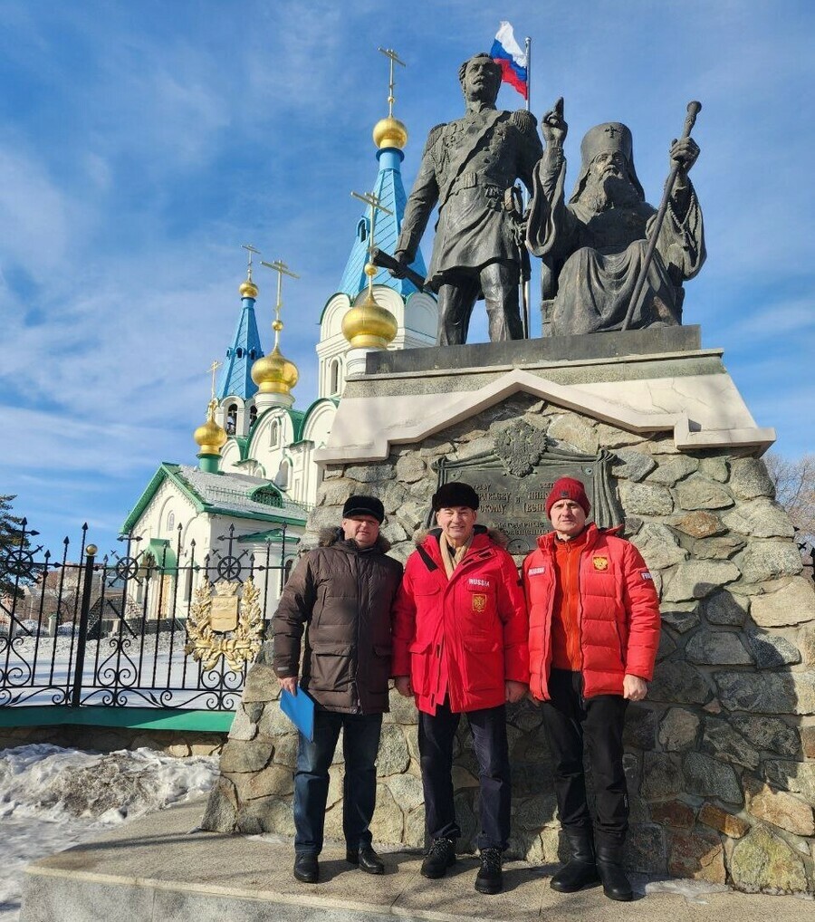 Легендарного Третьяка во время экскурсии смутили узнавшие его благовещенцы