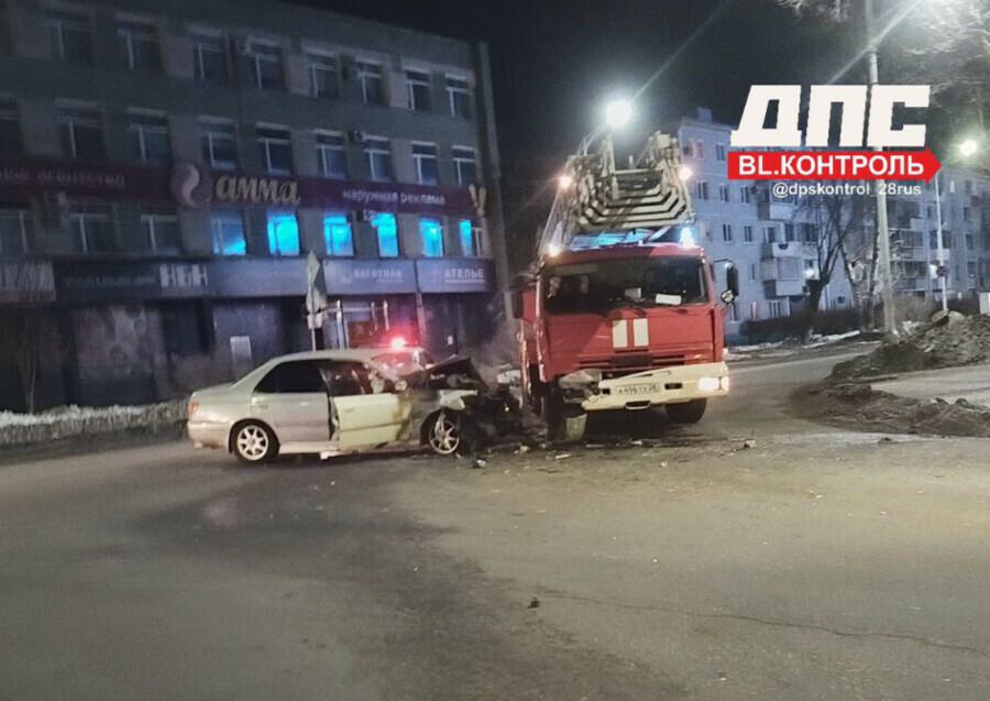 Спецавтомобиль спешил на пожар в ГАИ прокомментировали серьезное ДТП в Благовещенске