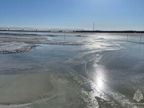 Проезда нет в Приамурье на Зее закрыли ледовую переправу 