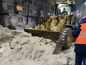 В Благовещенске убирают тротуары и дороги от снега и наледи Где запланированы работы в ближайшее время 