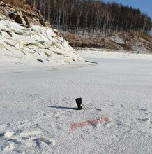 На Бурейском водохранилище нашли место куда провалился автомобиль с людьми Родственники просят помощи фото видео