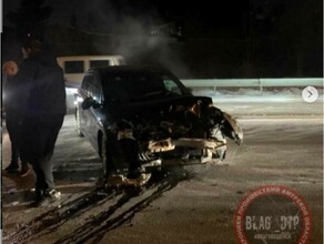 В Благовещенске на въезде в город столкнулись несколько машин